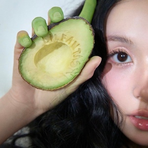 AVOCADO (feat. Gliiico)