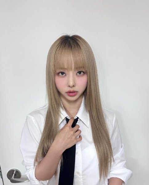 ashy blonde hair