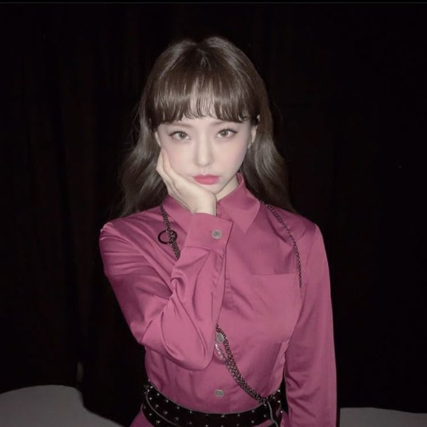 brown hair with bangs