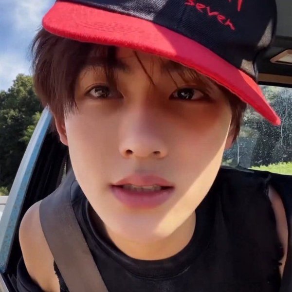 Bottom Seonghyeon