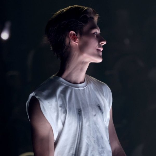 Top James