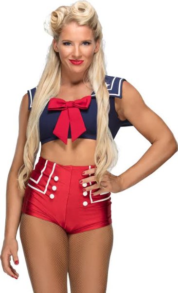 Lacey Evans