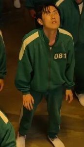 081