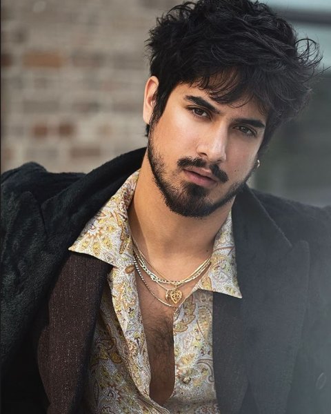 Avan Jogia