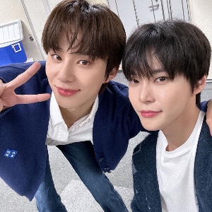 jungwoo & doyoung