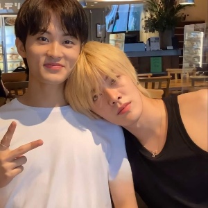 mark & yuta