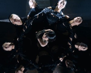 BORN TO BE by Itzy