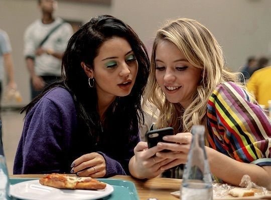 cassie and maddy - euphoria