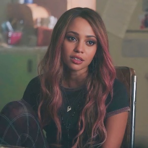 Toni Topaz