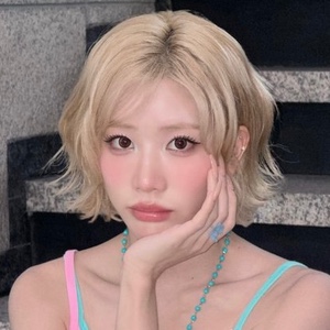 Blonde Bob