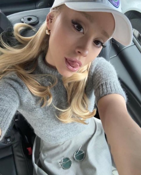 ariana grande