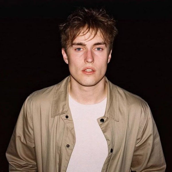 sam fender