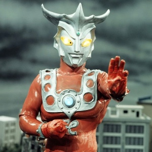 Ultraman Leo