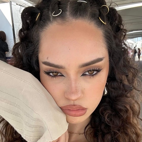 daniela - katseye