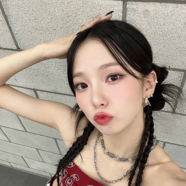 yujin - kep1er
