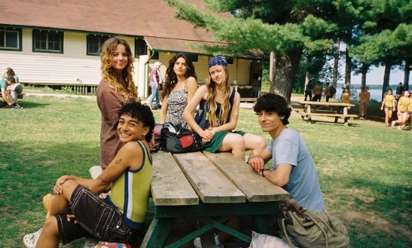 Ramona, Oona, Ellis, Annie, and Sully