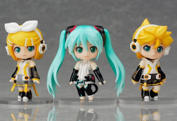 MikuRinLen (Miku x Rin x Len)