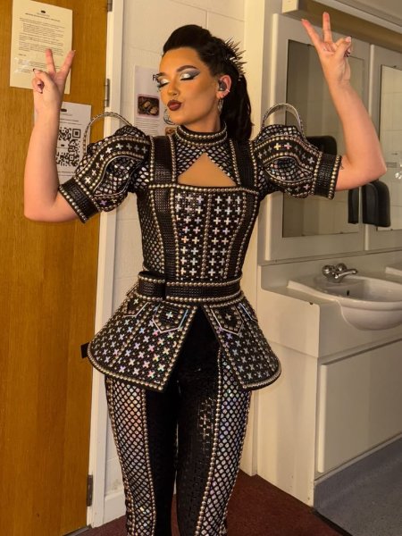 Silver Costume (Parr variation)