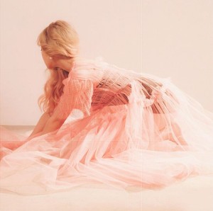 rose scent breeze