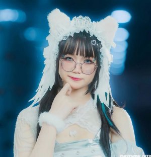 NekoWink_Poka