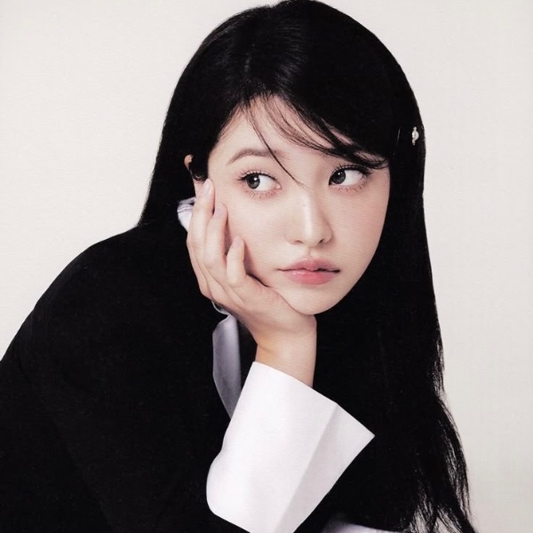 yeri (red velvet)