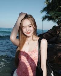 June Wanwimol