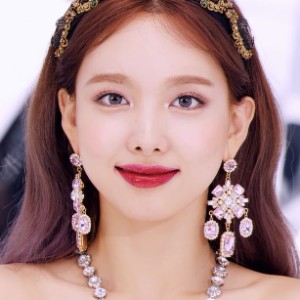 nayeon