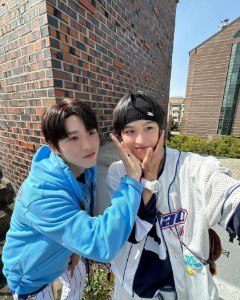 (˶ᵔᗜᵔ˶)ノ゙