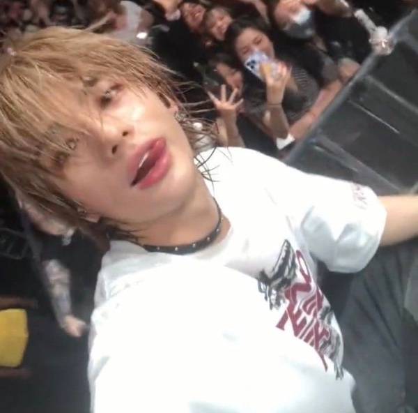 switch hyunjin