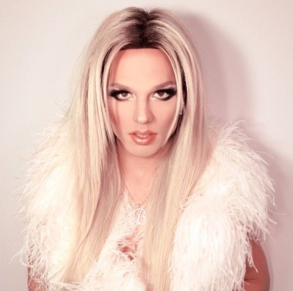 Derrick Barry