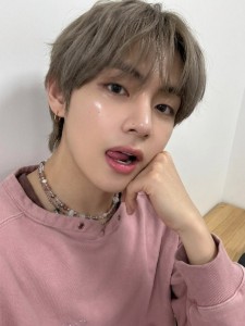 taehyung (bts)