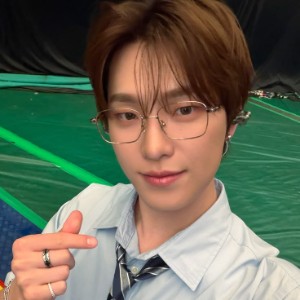 1000086989