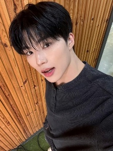 PARK GUNWOOK