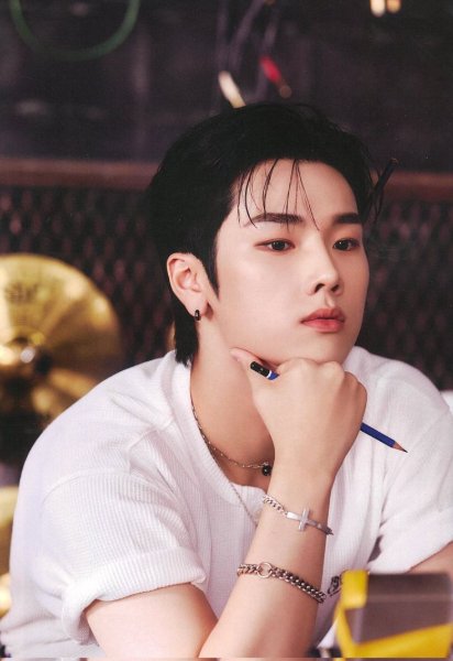 Jungsu xdinary heroes