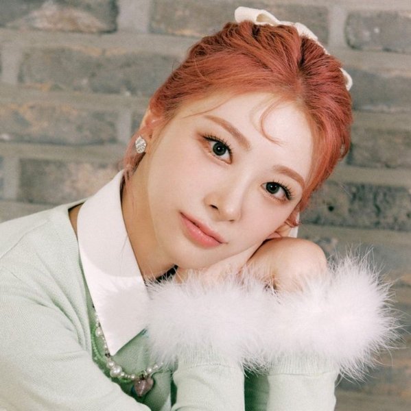 Yunkyeong rocket punch
