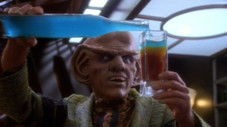 S1E17_Dramatis Personae
