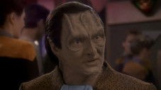 S3E18_Distant Voices