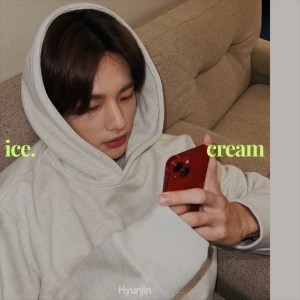 Ice.cream (Hyunjin)