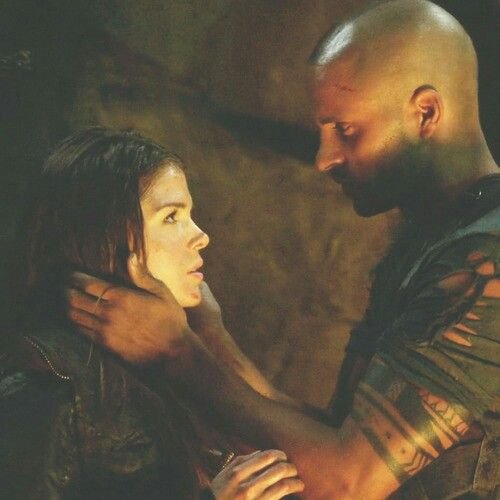 octavia & lincoln - the 100