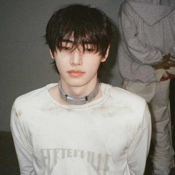 Bottom Sunghoon