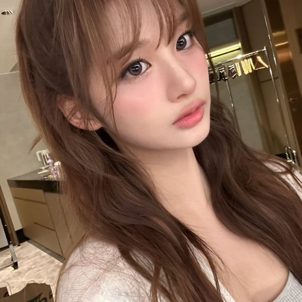 sullyoon (nmixx)