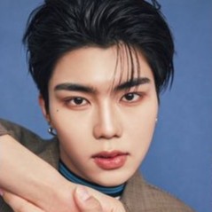 GUNWOOK