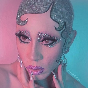 Phi Phi O’Hara/Jaremi Carey (S4)