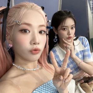 HyunLip (Hyunjin/Kim Lip)