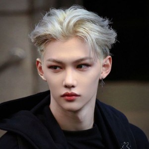 Felix whit undercut