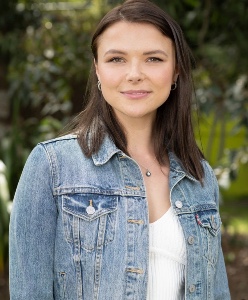 Freya Wozniak
