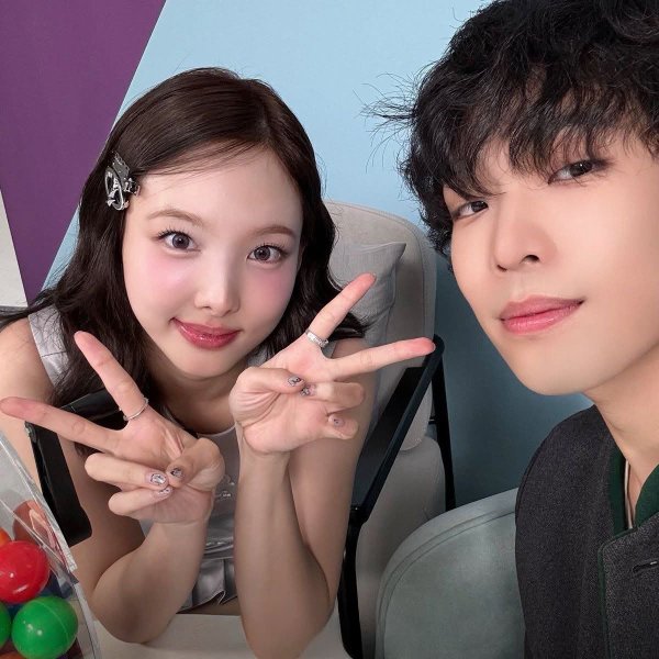 HALLIGALLI (NAYEON PROD. LEE CHANHYUK)