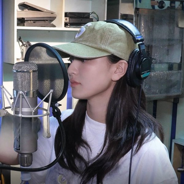 NEW DAYS (JIHYO)