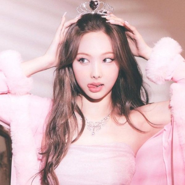 SUNSET (NAYEON)
