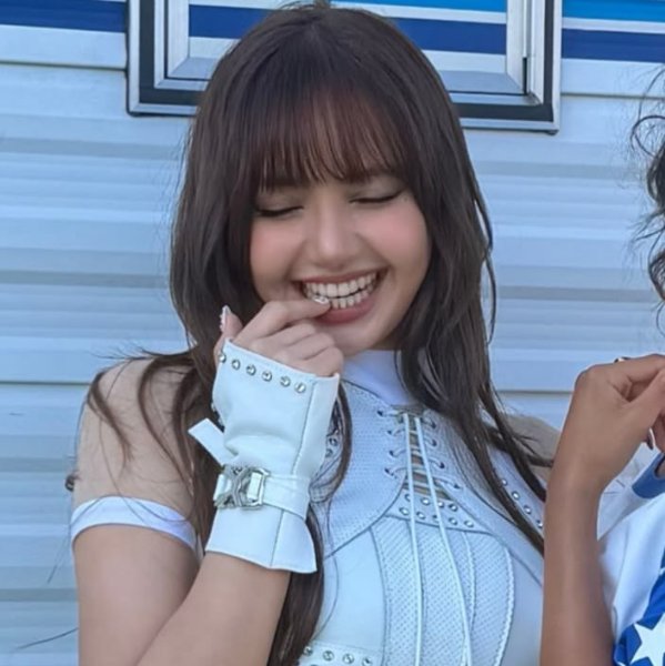 Lisa - Blackpink